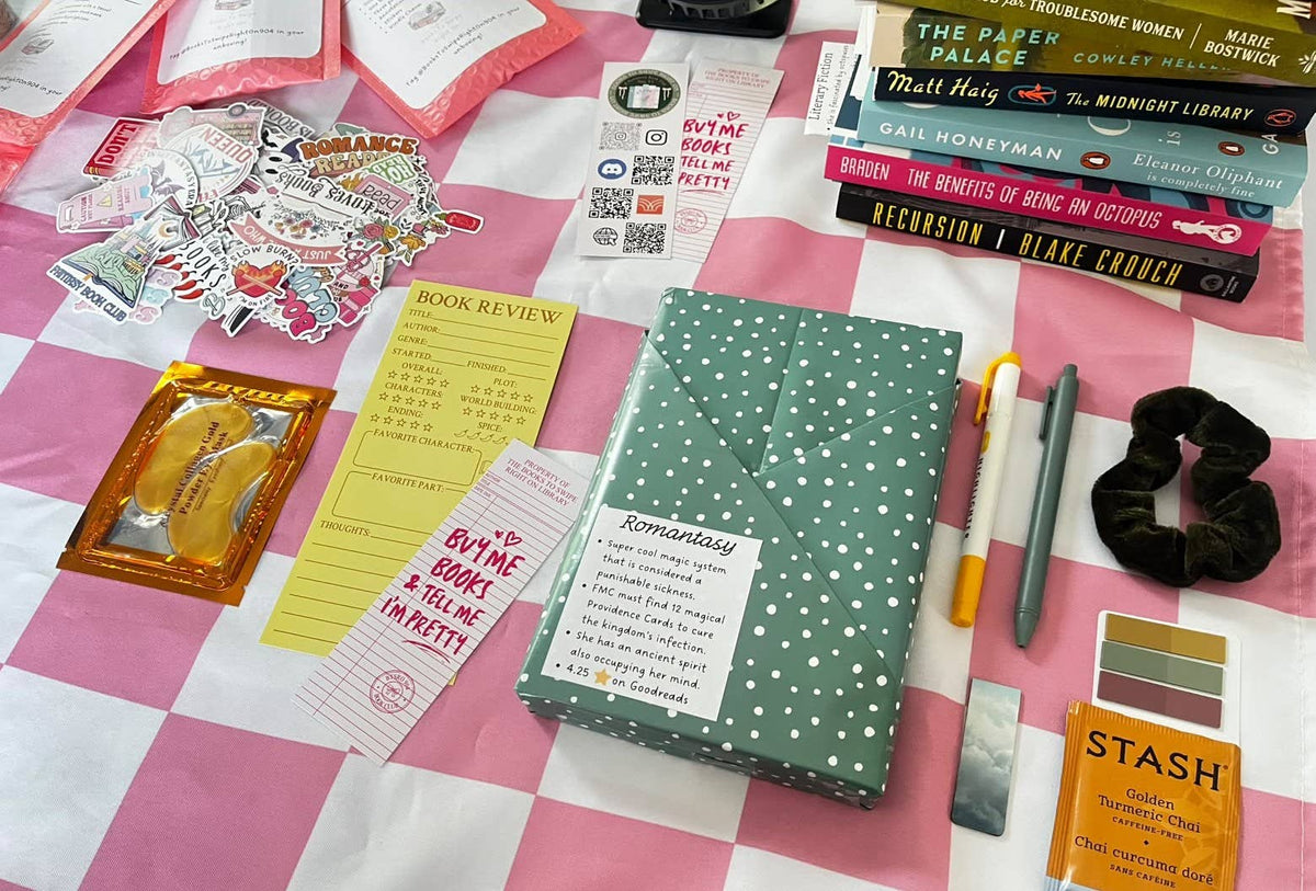 Books To Swipe Right On - Blind Date with a Book