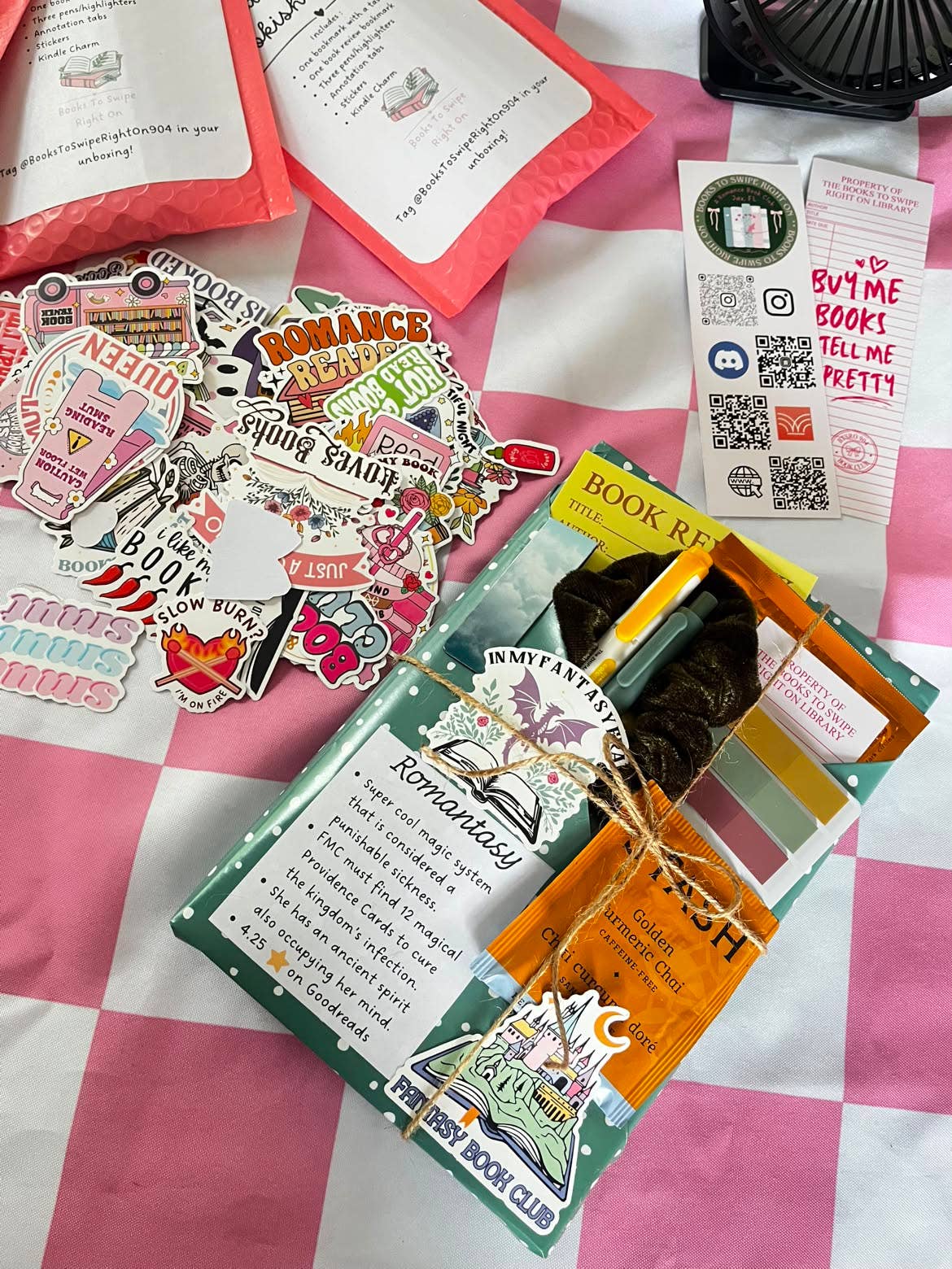 Books To Swipe Right On - Blind Date with a Book